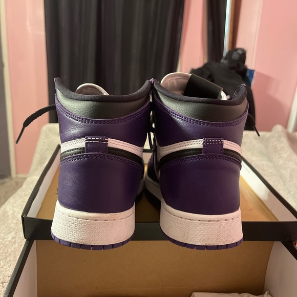 Court Purple Air Jordan 1 - Picture 5 of 7